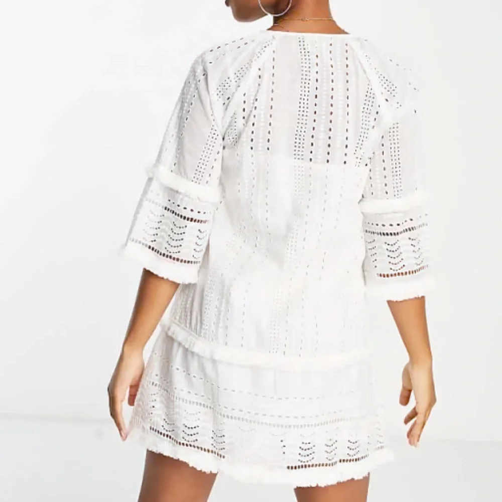 NWT Raga Arshi Embroidered Mini Beach Dress in white S - Picture 3 of 10